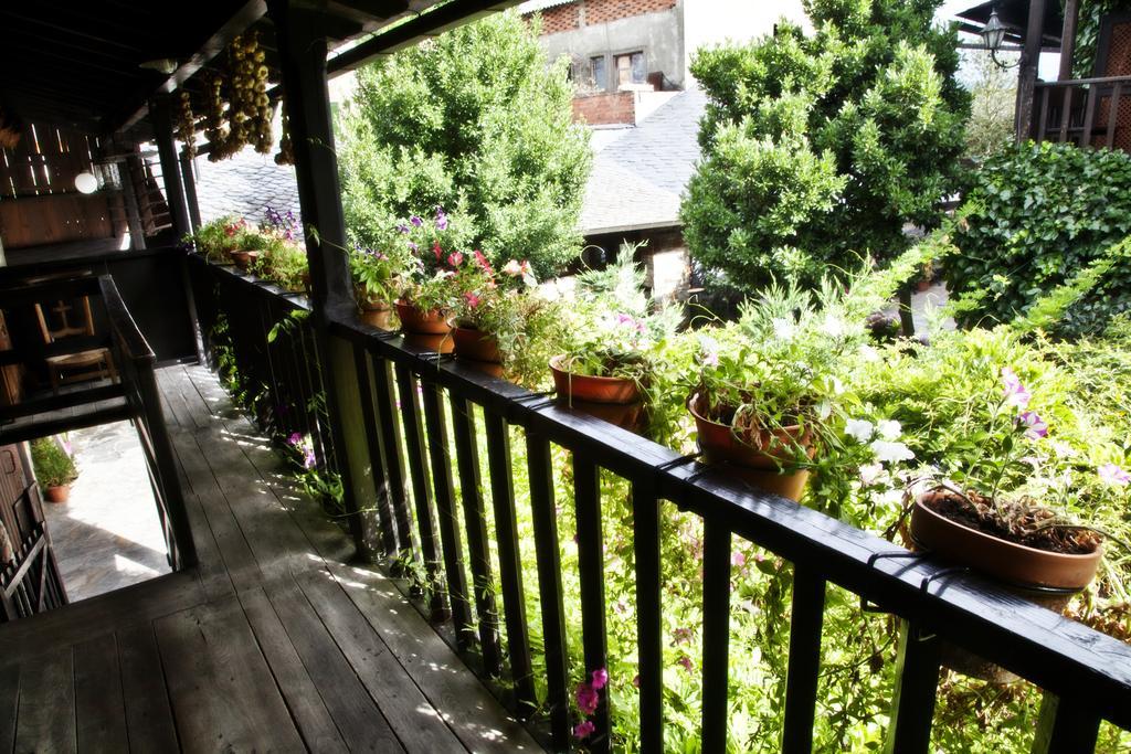 La Moncloa De San Lazaro Ξενοδοχείο Cacabelos  Εξωτερικό φωτογραφία
